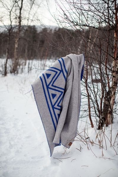 R&aacute;šša ullpledd Kongebl&aring;/beigemelert